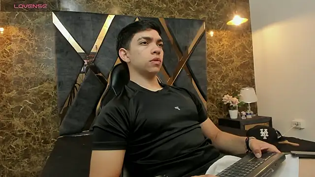 Eryonbradley online show from 02-24-26, 11:30