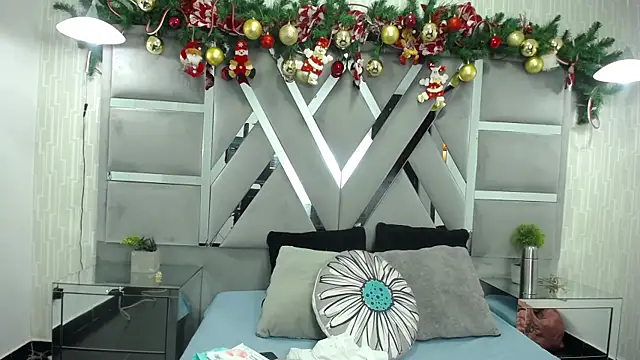 MonzerratBoyer online show from 01-12-26, 06:46