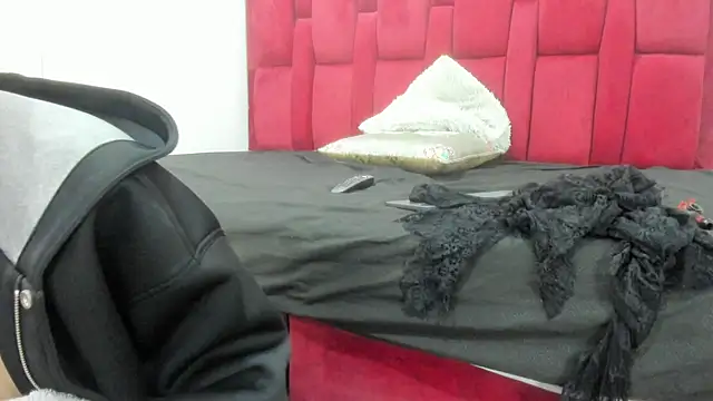 Mollyxketa1  online show from 11-06-25, 02:23