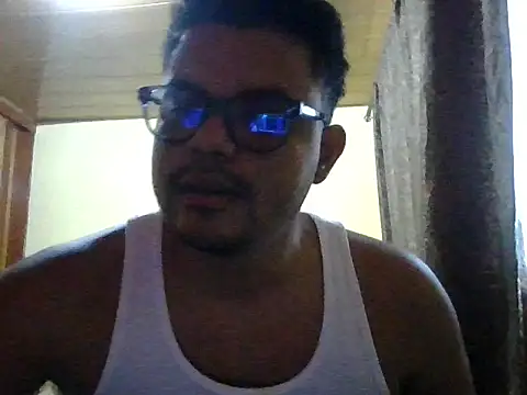 Snapshot of elturcudito chatting on 02-09-26, 10:47 elturcudito online show from 02-09-26, 10:47