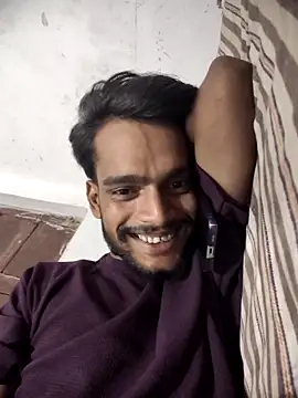 Snapshot of yashuuuu021 chatting on 09-09-25, 03:55 yashuuuu021 online show from 09-09-25, 03:55