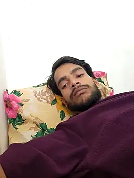 Snapshot of yashuuuu021 chatting on 09-13-25, 05:29 yashuuuu021 online show from 09-13-25, 05:29