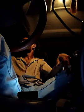 Snapshot of yashuuuu021 chatting on 09-29-25, 09:52 yashuuuu021 online show from 09-29-25, 09:52