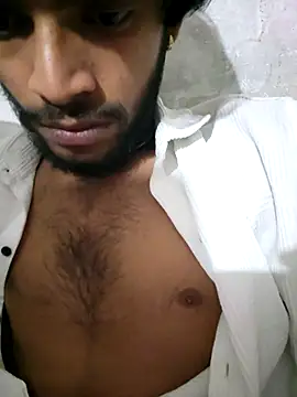 Snapshot of yashuuuu021 chatting on 03-02-26, 07:32 yashuuuu021 online show from 03-02-26, 07:32