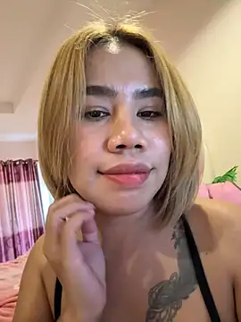 Snapshot of Kath_C chatting on 09-23-25, 04:15 Kath C online show from 09-23-25, 04:15