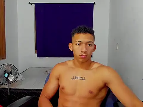 Snapshot of JuanchiT66 chatting on 10-18-25, 06:05 JuanchiT66 online show from 10-18-25, 06:05