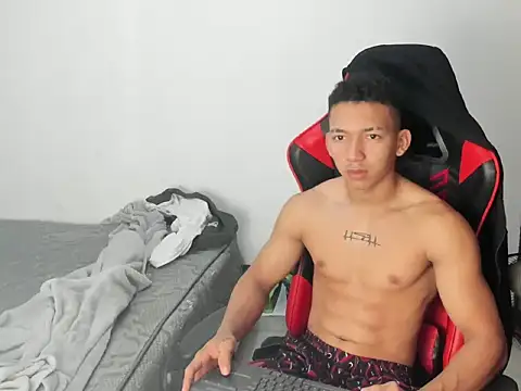 JuanchiT66 online show from 02-05-26, 04:28