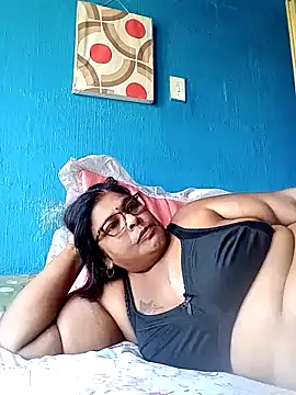 Snapshot of mileesha chatting on 01-23-25, 12:19 mileesha online show from 01-23-25, 12:19