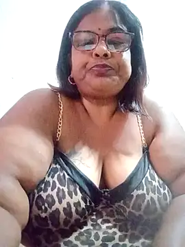 Snapshot of mileesha chatting on 02-12-25, 06:19 mileesha online show from 02-12-25, 06:19