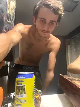 Snapshot of StoneyCam chatting on 10-17-25, 07:00 StoneyCam online show from 10-17-25, 07:00