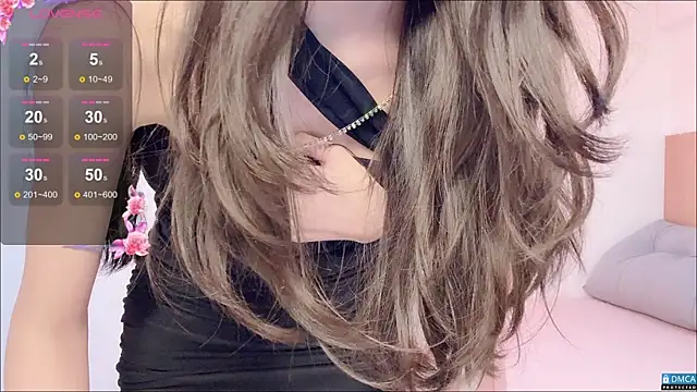 Snapshot of R_R6 chatting on 09-12-25, 12:38 R R6 online show from 09-12-25, 12:38