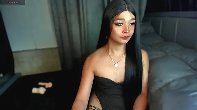 Snapshot of TrinityFucksYou chatting on 07-07-26, 02:10 TrinityFucksYou online show from 07-07-26, 02:10