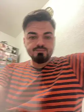 Snapshot of imooLoov chatting on 11-26-25, 07:37 imooLoov online show from 11-26-25, 07:37