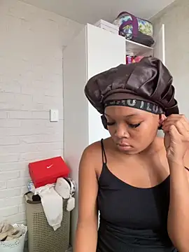 Snapshot of BaddestAss22 chatting on 11-16-25, 10:43 BaddestAss22 online show from 11-16-25, 10:43