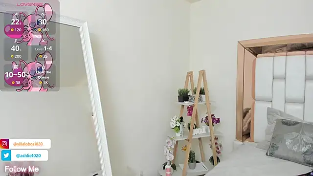 MiaVillalobos online show from 09-21-25, 03:35