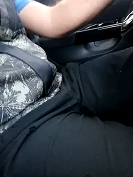 Snapshot of Axelitoc chatting on 09-29-25, 05:45 Axelitoc online show from 09-29-25, 05:45