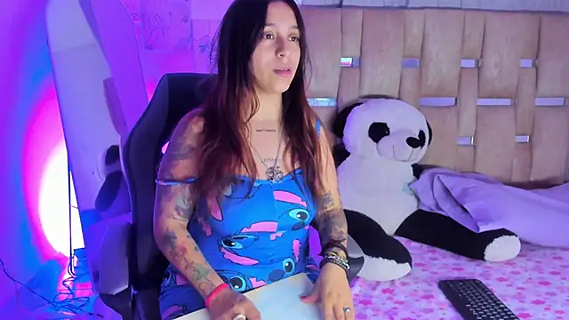 JulianaCarter online show from 10-16-25, 07:59