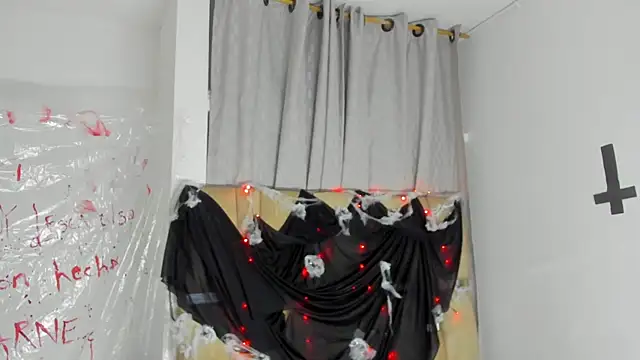 JulianaCarter online show from 10-18-25, 07:36