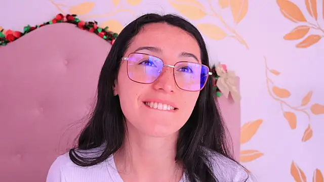 Snapshot of Ginevra_esposito chatting on 12-20-25, 12:45 Ginevra esposito online show from 12-20-25, 12:45