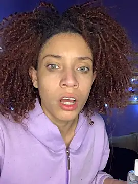 Snapshot of ValentinaStorm1 chatting on 11-08-25, 11:10 ValentinaStorm1 online show from 11-08-25, 11:10