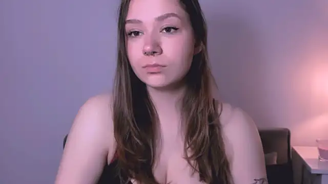 Snapshot of KatySensualy chatting on 04-24-26, 03:25 KatySensualy online show from 04-24-26, 03:25