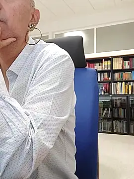 Emily de Carla online show from 10-07-25, 02:14