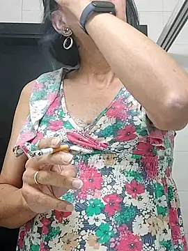 Emily de Carla online show from 11-12-25, 03:45