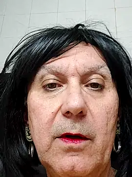 Snapshot of Emily_de_Carla chatting on 02-10-26, 04:33 Emily de Carla online show from 02-10-26, 04:33