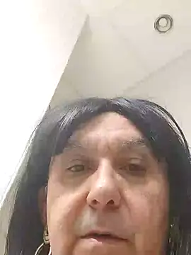 Snapshot of Emily_de_Carla chatting on 06-30-26, 06:36 Emily de Carla online show from 06-30-26, 06:36