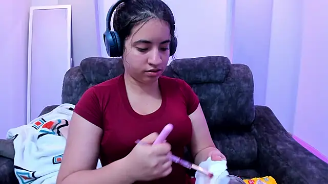 Snapshot of Nicol_Chang chatting on 11-15-25, 07:54 Nicol Chang online show from 11-15-25, 07:54