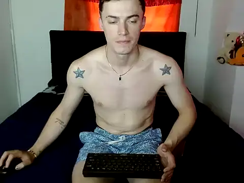 Snapshot of Ken_bigcock77 chatting on 09-12-25, 06:08 Ken bigcock77 online show from 09-12-25, 06:08