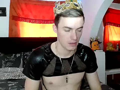 Snapshot of Ken_bigcock77 chatting on 11-25-25, 03:23 Ken bigcock77 online show from 11-25-25, 03:23