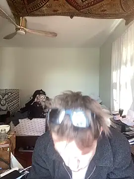 XanderOzzz online show from 02-11-26, 04:01