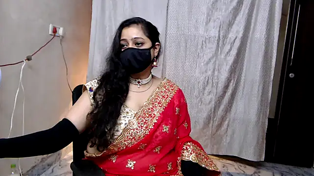 Snapshot of sexy_indianboobs chatting on 06-07-26, 01:59 sexy indianboobs online show from 06-07-26, 01:59
