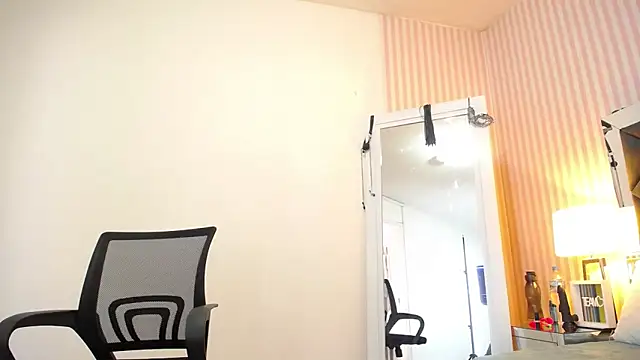 ViictoriaJones  online show from 01-15-26, 12:21