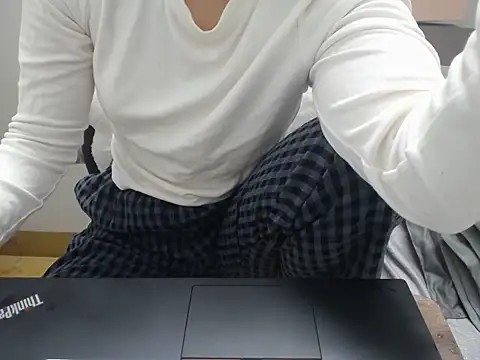 Lamoon 2k online show from 10-27-25, 02:59