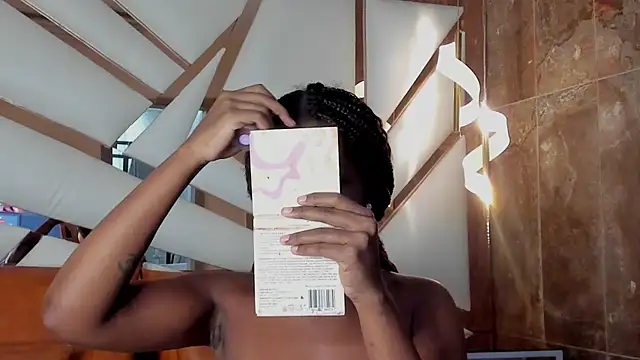 Snapshot of AbbieCyruz chatting on 11-12-25, 08:37 AbbieCyruz online show from 11-12-25, 08:37