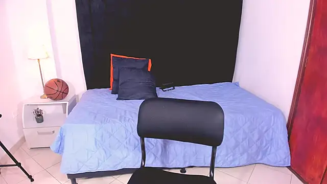 chrstian lewis1 online show from 10-09-25, 11:08