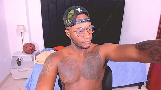 chrstian lewis1 online show from 10-10-25, 12:15