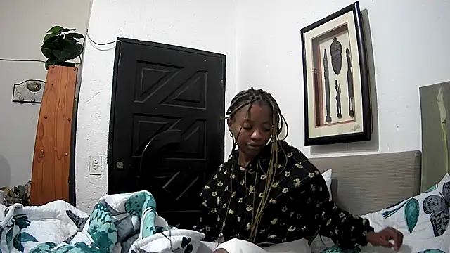 Snapshot of CandyNaynay chatting on 09-26-25, 08:46 CandyNaynay online show from 09-26-25, 08:46