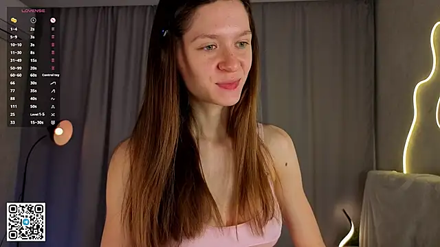 Snapshot of MinaMancilla chatting on 09-10-25, 04:12 MinaMancilla online show from 09-10-25, 04:12