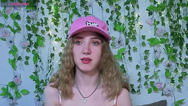 EmmaNovak online show from 05-09-26, 09:09