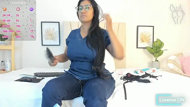  Miaa khalifa  online show from 02-03-26, 12:32