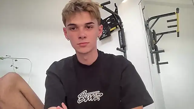 Milk Guy online show from 09-16-25, 03:02