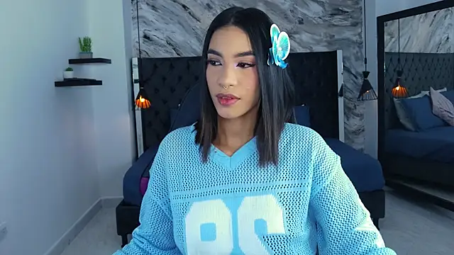 Snapshot of kitty_collins_ chatting on 05-16-26, 11:53 kitty collins online show from 05-16-26, 11:53