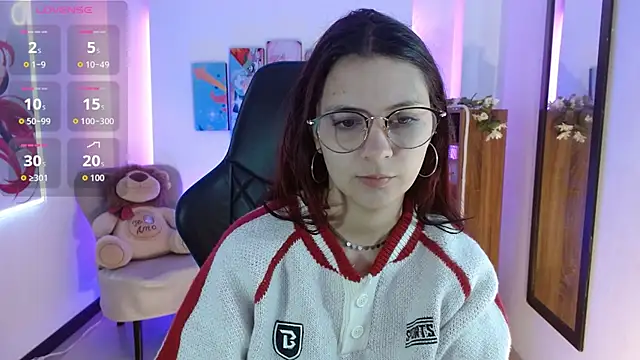 AlanaGarcia19 online show from 12-20-25, 11:39