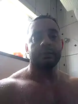 Snapshot of theferreira13 chatting on 04-02-26, 04:48 theferreira13 online show from 04-02-26, 04:48