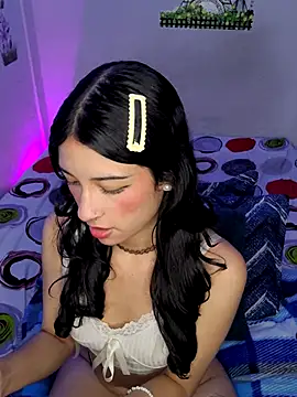 Snapshot of Danly_ chatting on 11-05-25, 03:28 Danly online show from 11-05-25, 03:28