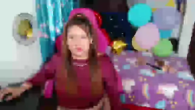 Snapshot of rous-kinky chatting on 09-30-25, 09:09 rous-kinky online show from 09-30-25, 09:09