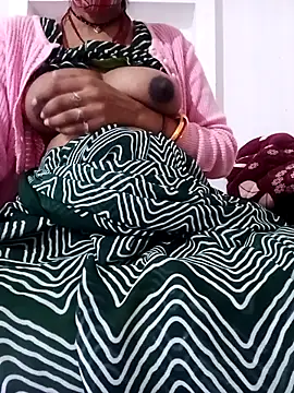 Snapshot of CUTE-786 chatting on 12-23-25, 07:39 CUTE-786 online show from 12-23-25, 07:39